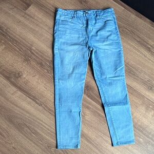 American Eagle Outfitters curvy hi-rise jeggings